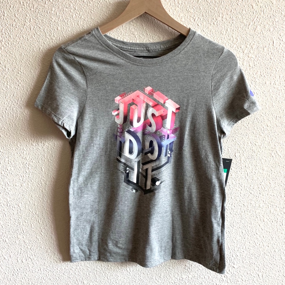 Nike NWT little girls shirt gray just do it